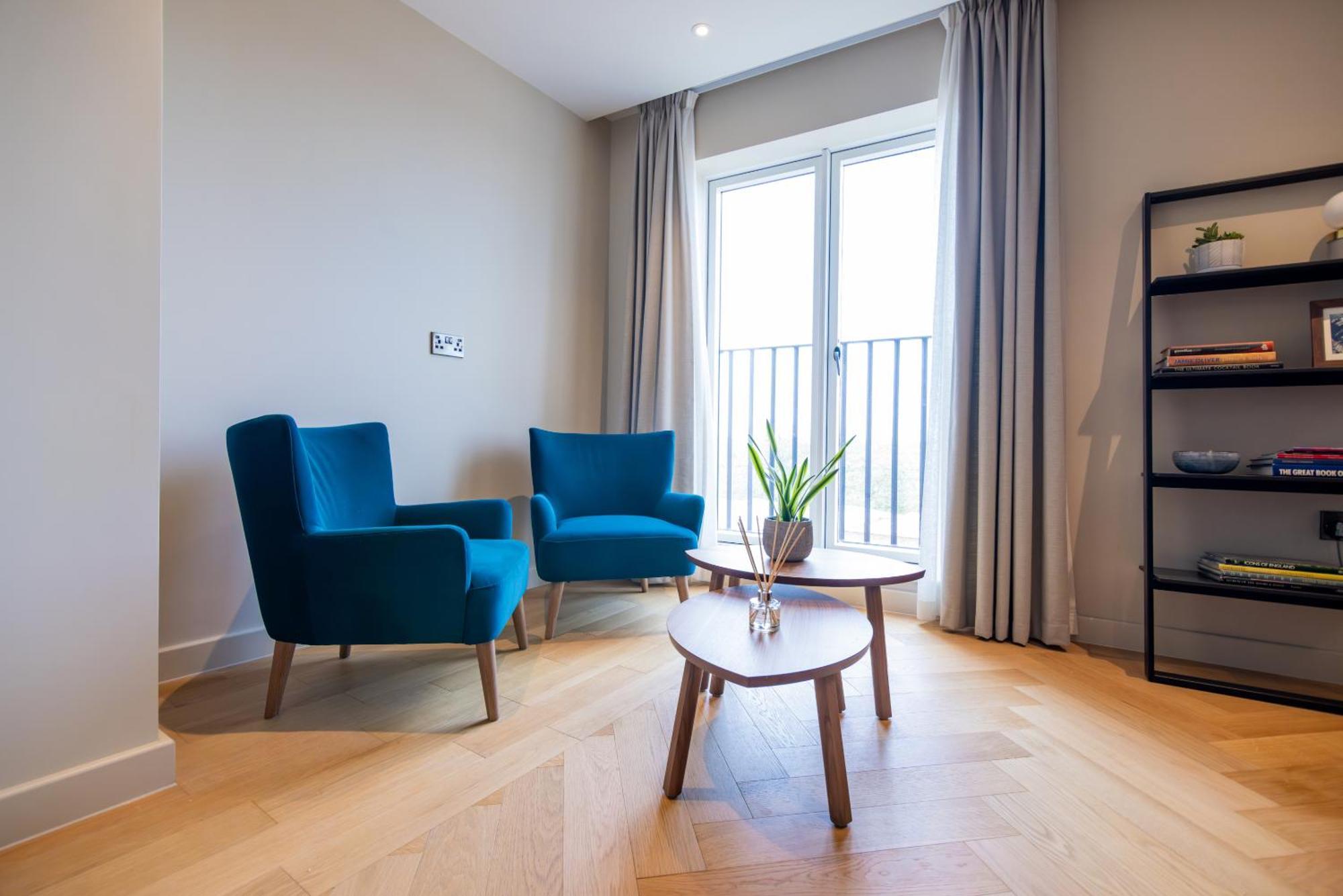 Apartemen Kings 56 *